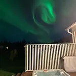 Finnish Design With Outdoor Jacuzzi * Rovaniemi