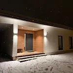 Finnish Design With Outdoor Jacuzzi Villa Rovaniemi