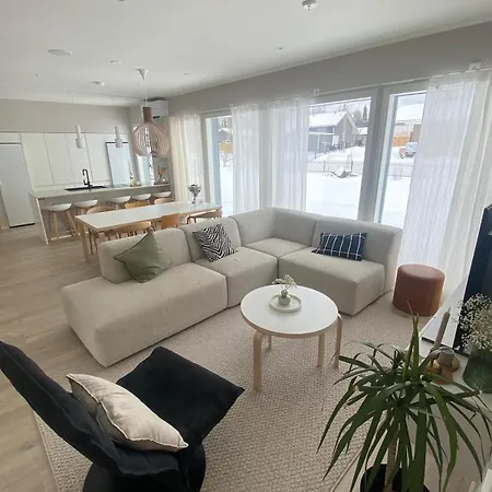 Villa Finnish Design With Outdoor Jacuzzi