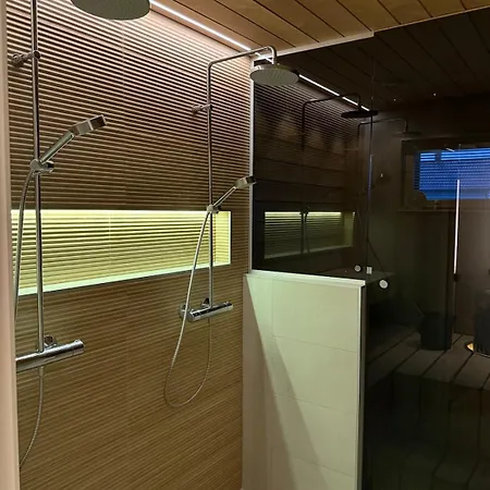 Finnish Design With Outdoor Jacuzzi *