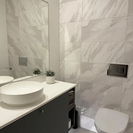 Villa Finnish Design With Outdoor Jacuzzi