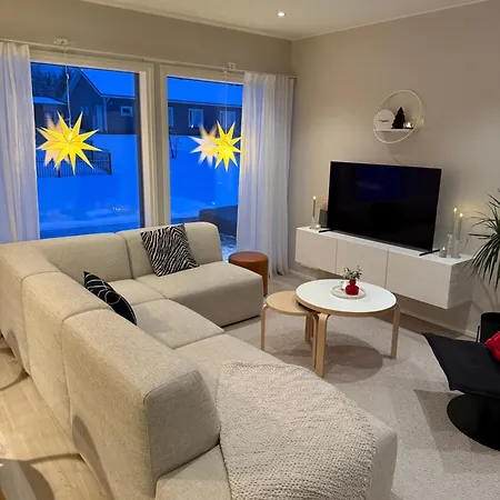 Finnish Design With Outdoor Jacuzzi Villa *