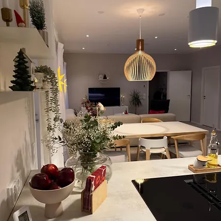 Villa Finnish Design With Outdoor Jacuzzi