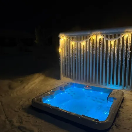 Villa Finnish Design With Outdoor Jacuzzi *