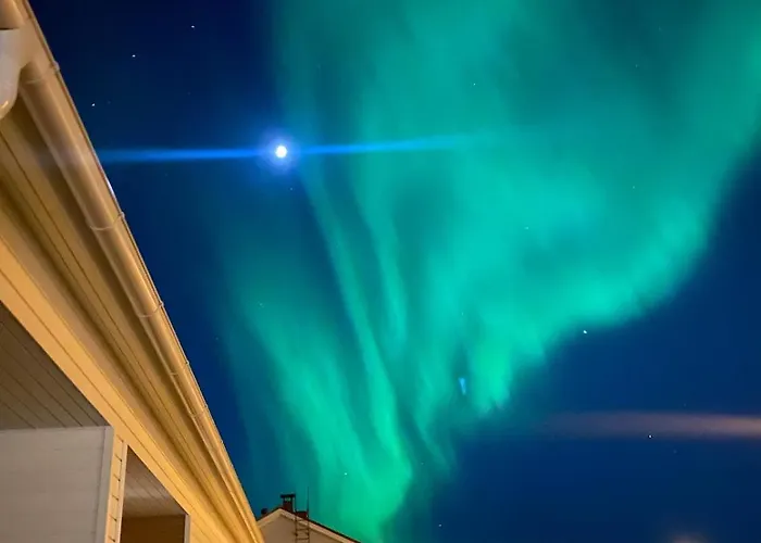 Finnish Design With Outdoor Jacuzzi Villa